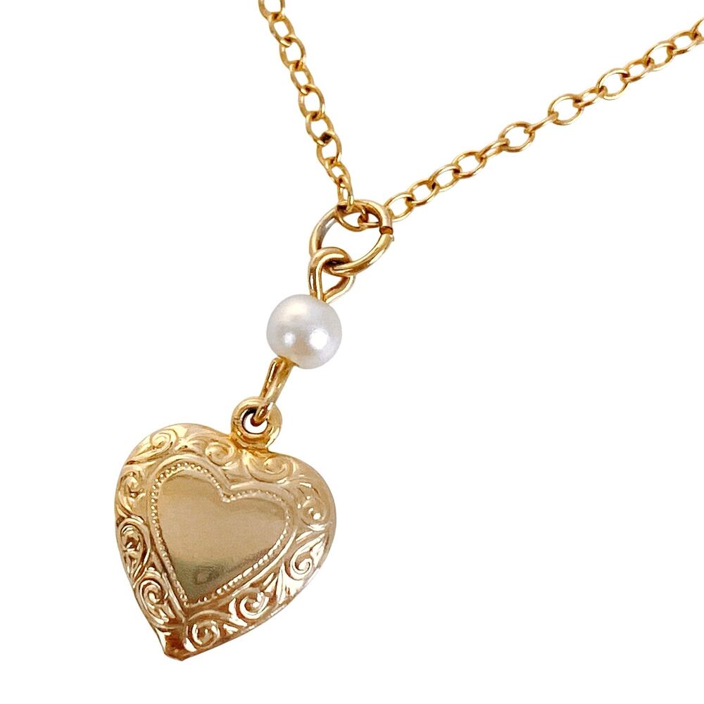 Sarah Coventry Y2K Heart Charm Choker Necklace Gold Tone Valentines 14" Chain